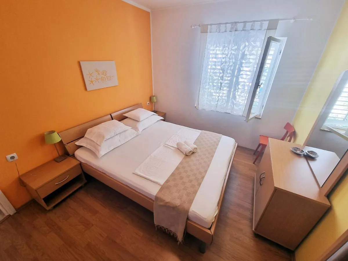 House Subic Apartment Supetarska Draga Croatia