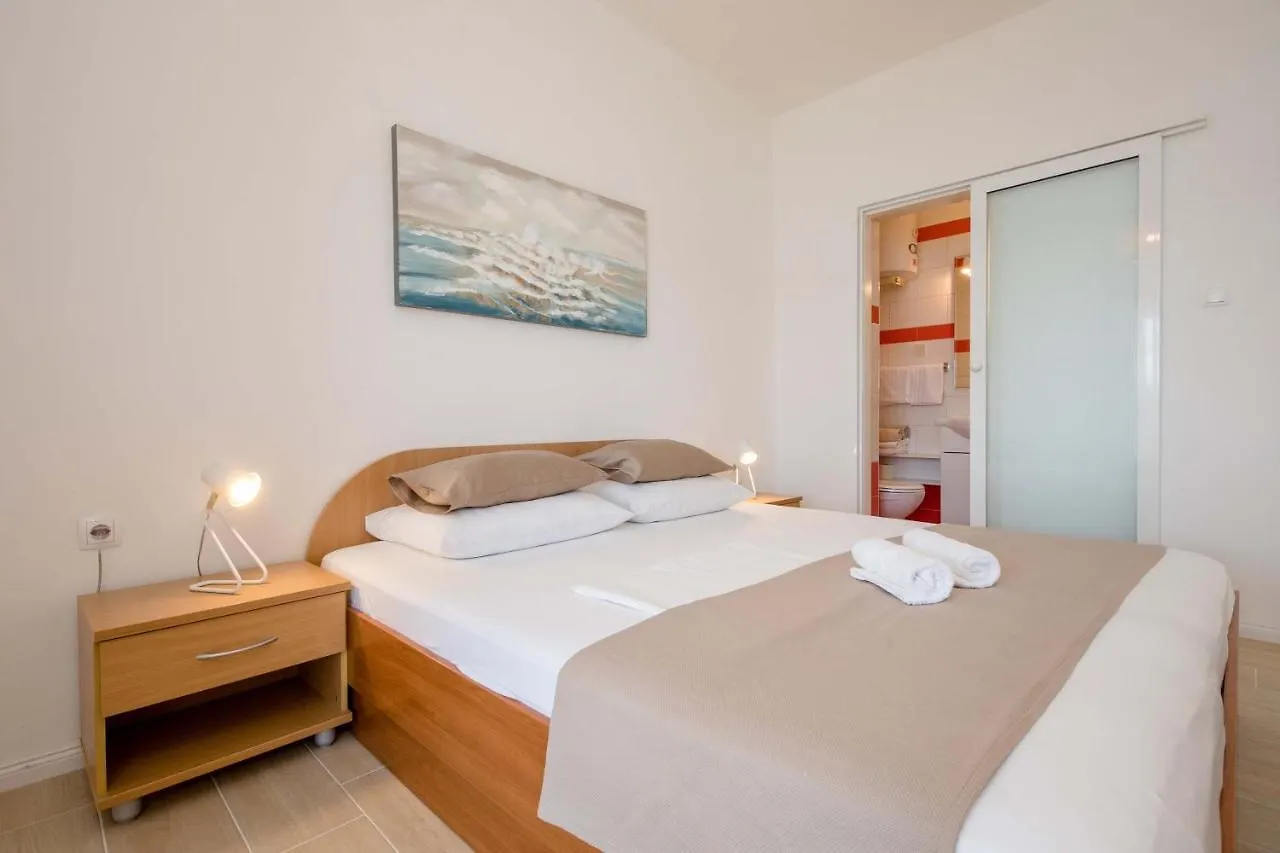 House Subic Apartment Supetarska Draga Croatia